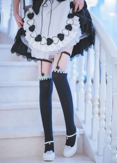 放在桌子上的饮水机叫什么_在线观看